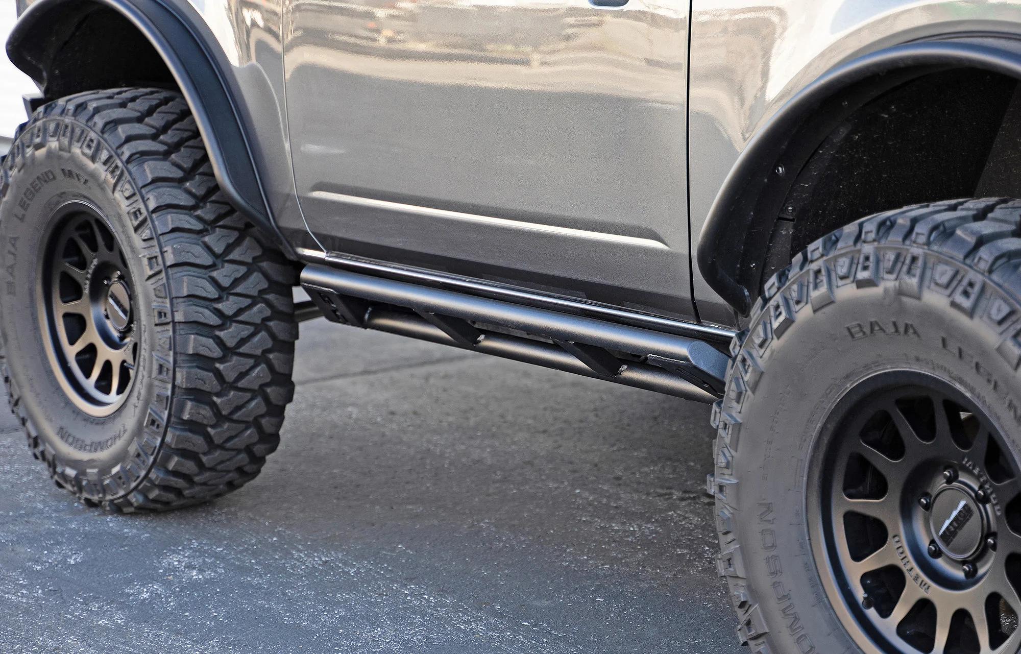 DV8 Offroad SRBR-04  FS-15 Series Rock Sliders for 21-25 Ford Bronco 2-Door