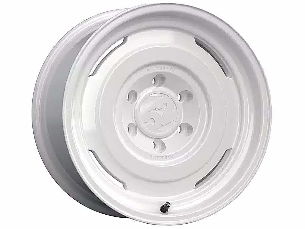 Fifteen52 AHDCW-78569-00 Analog HD Classic White 17x8.5 Size with 4.75 Backspace for 21-23 Ford Bronco