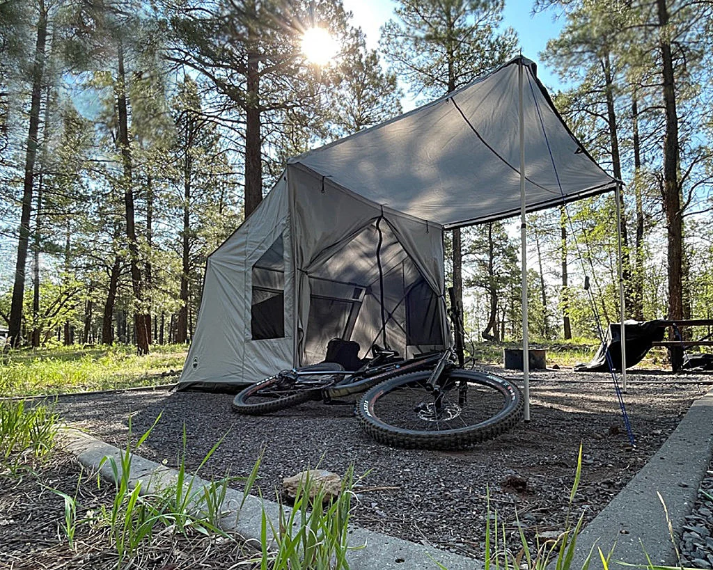 Overland Vehicle Systems 18252520  Quick Pop Up Ground Tent