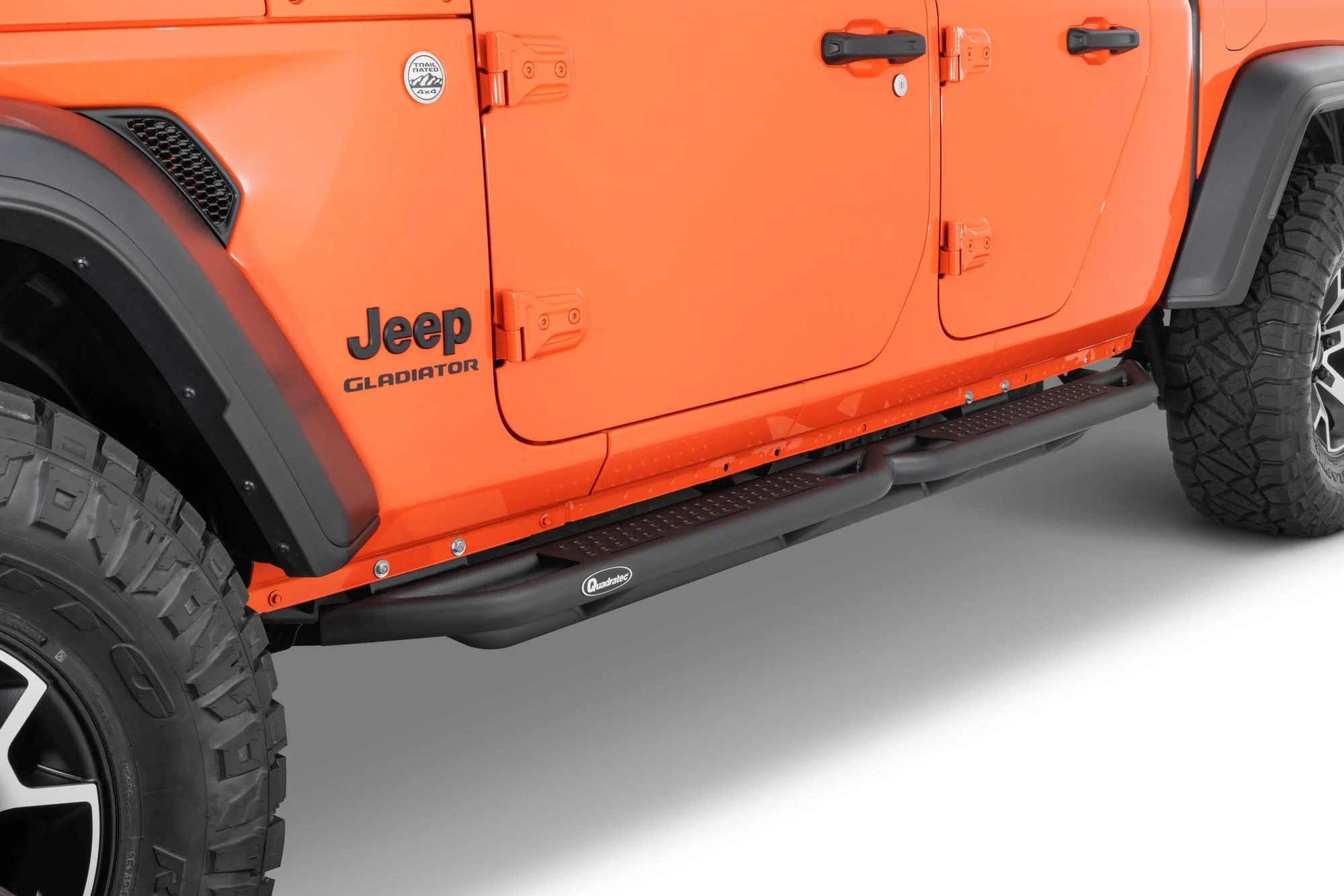 Quadratec  QRC Side Armor with Step for 20-23 Jeep Gladiator JT